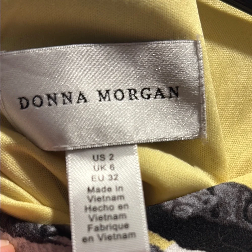 Sleeveless Floral Ruffle Hem Dress in Yellow and Gray